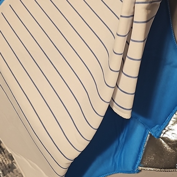 Costumes - Picture 10 of 11